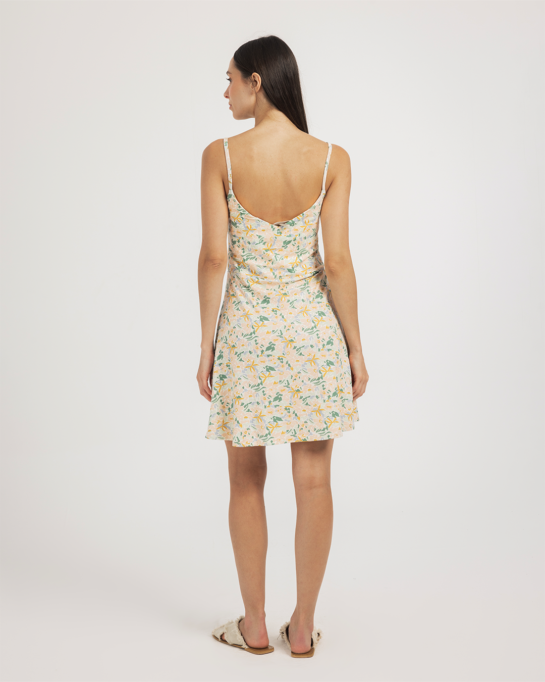 Large Abstract Flowers قميص نوم نسائي حمالة