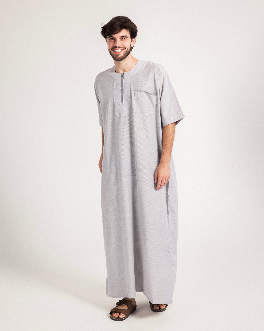 عبايه رجالي نص كم مقلمة